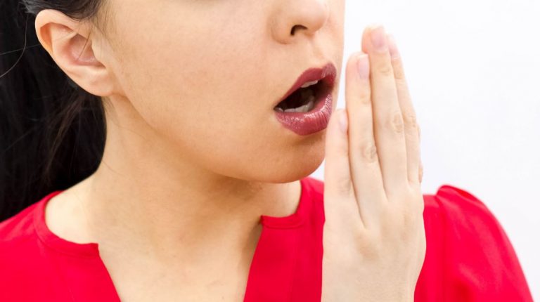 Blog 4 clinica dental reus halitosis 2